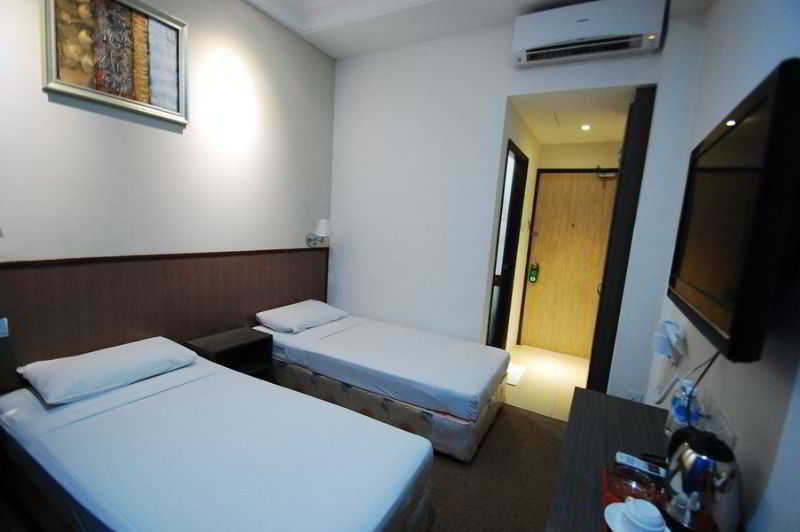 Madras Eminence Singapore Exterior photo